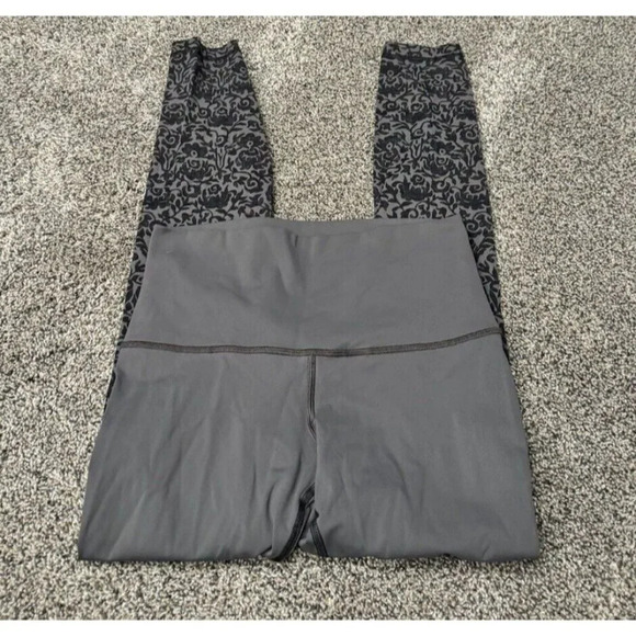 Lululemon Wunder Under Pant (Hi-Rise) Ooh-la-lace Wunder Under size 8 EUC - Picture 3 of 6